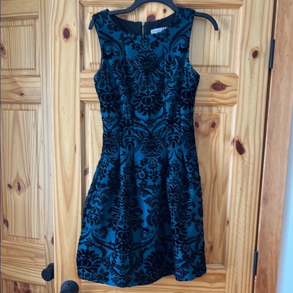 Danny & Nicole Black and Green Fit and Flare Mini Dress with V-neck for Cocktail